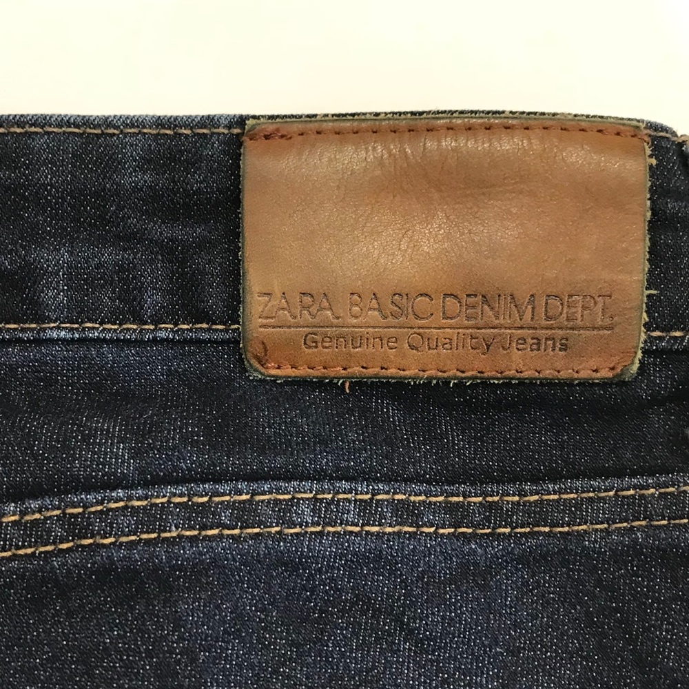 ❌SOLD❌ Zara Basics Dark Denim Skinny Jeans - Picture 5 of 8